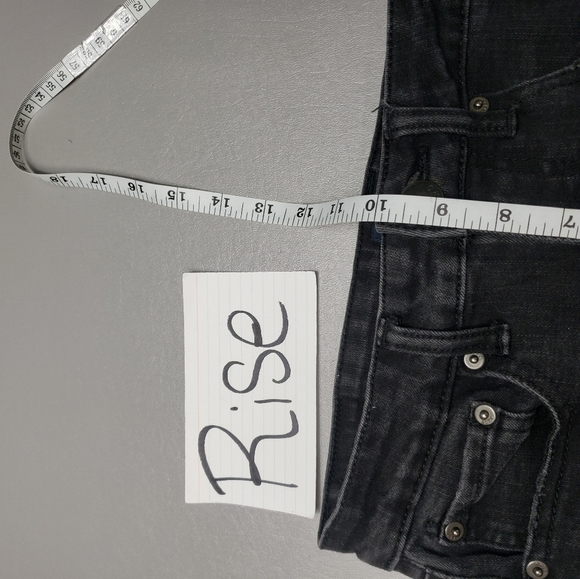 Aero high rise faded black ripped raw hem skinny jeans women's size 4 - Picture 9 of 11